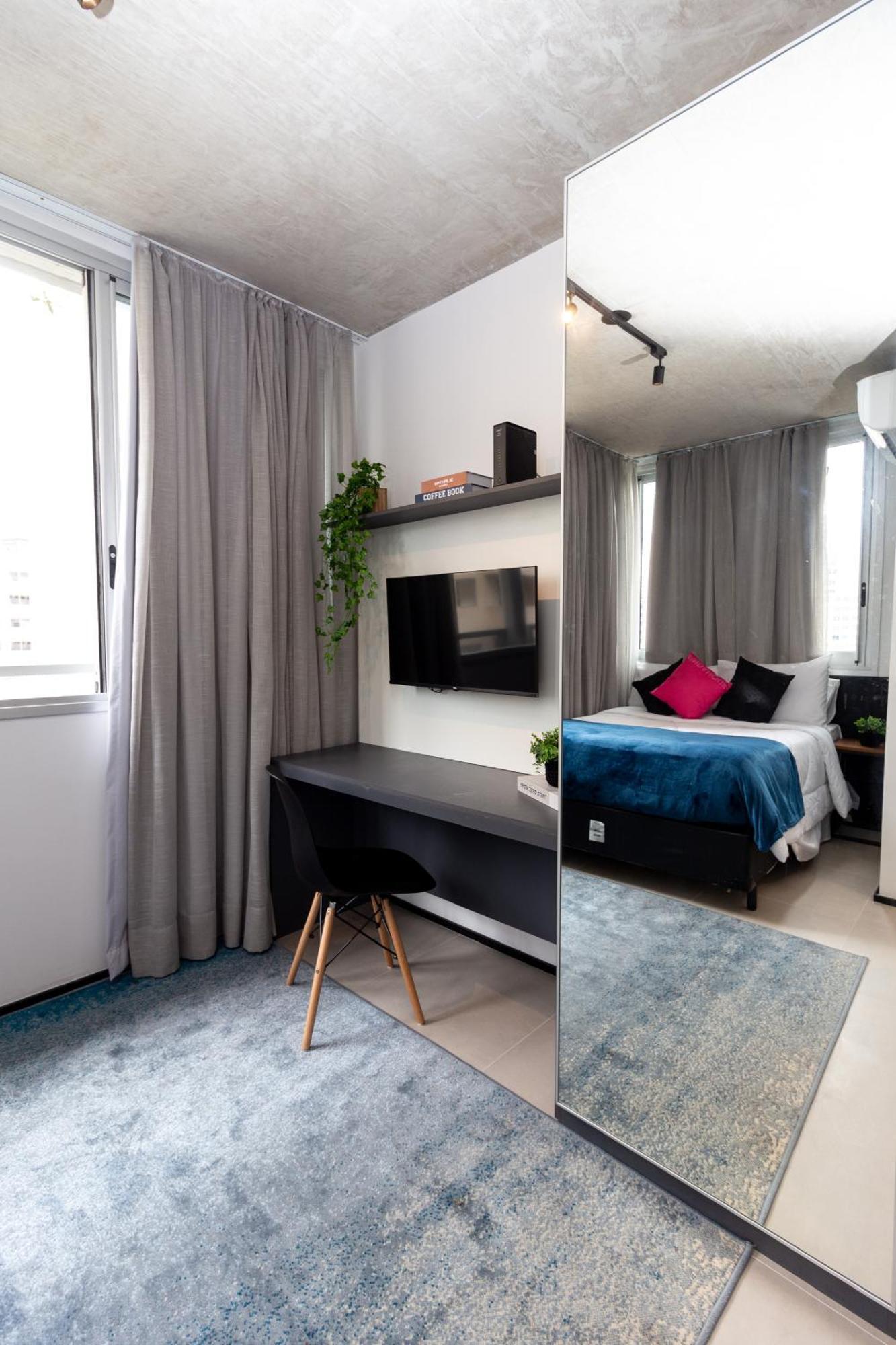 Apartamento 360 Vn Frei Caneca By Housi - Mobiliados