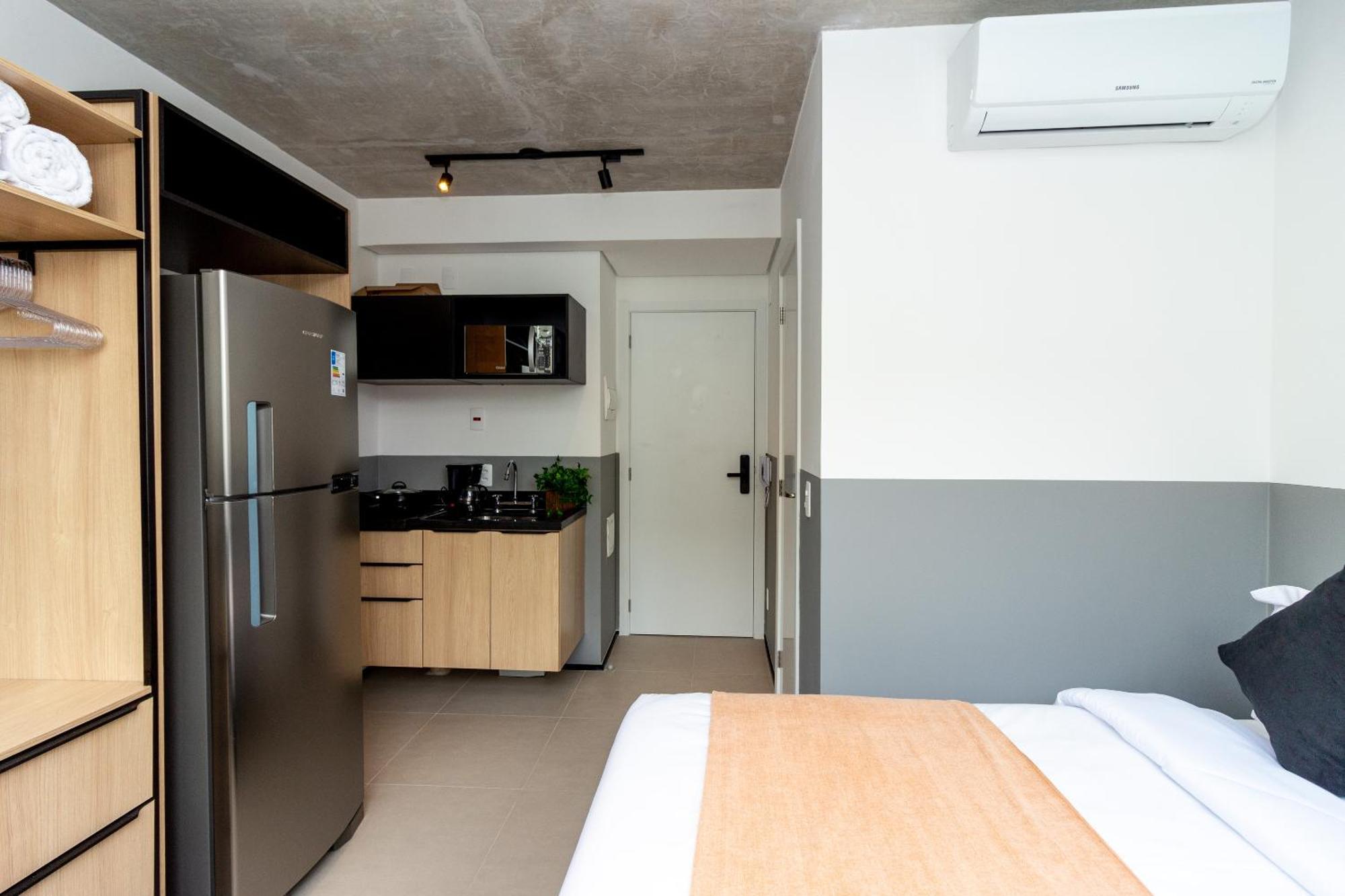 Apartamento 360 Vn Frei Caneca By Housi - Mobiliados *